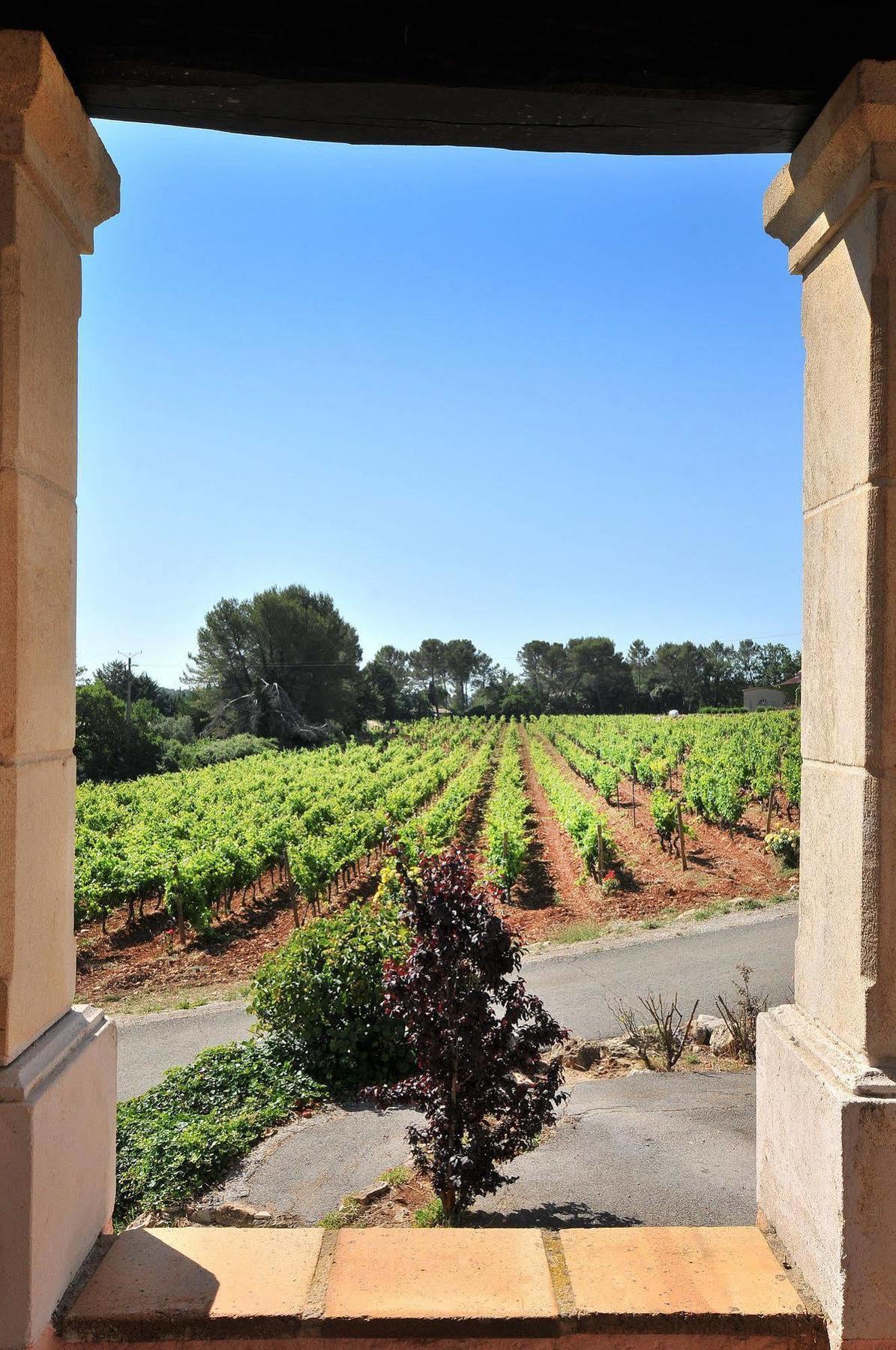 Domaine Rabiega Hotel Flayosc Exterior photo