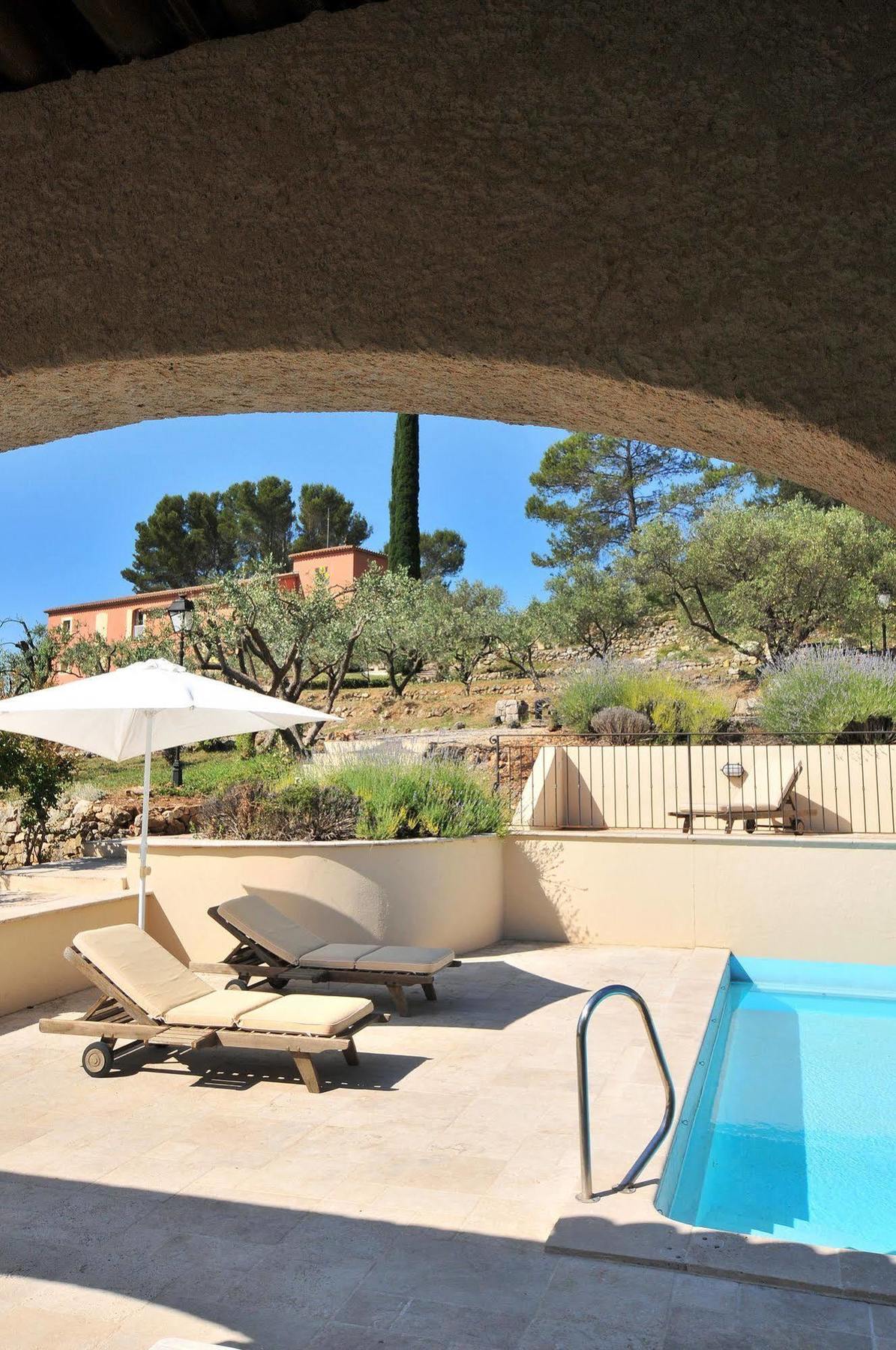Domaine Rabiega Hotel Flayosc Exterior photo